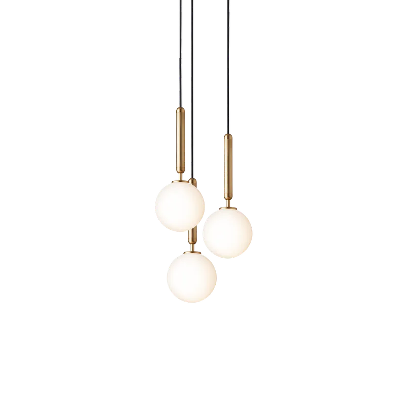 Miira 3 Lysekrone de Nuura en Brass / opal – photo du produit