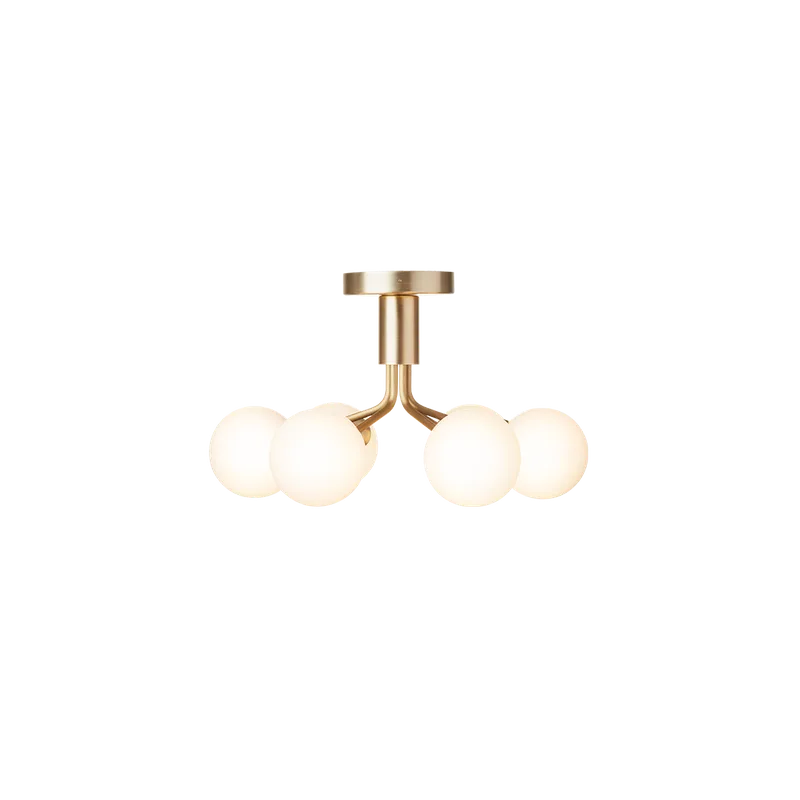 Apiales 6 Ceiling Lysekrone by Nuura in Brushed brass / opal – product photo