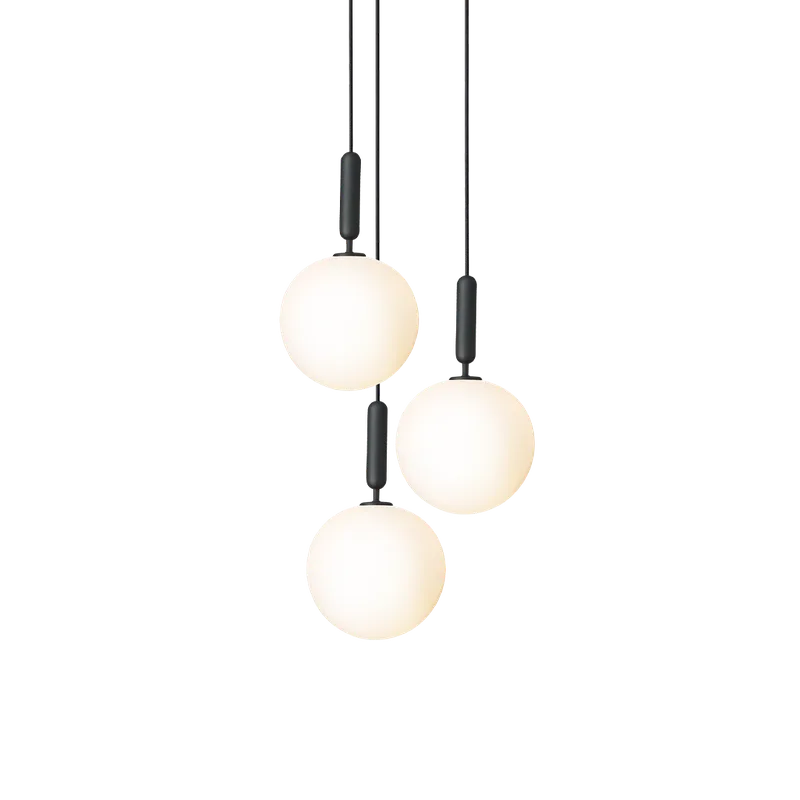 Miira 3 Large Lysekrone by Nuura in Rock grey / opal – product photo