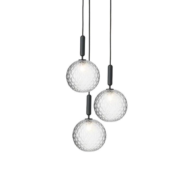 Miira 3 Large Lysekrone by Nuura in Rock grey / optic clear – product photo