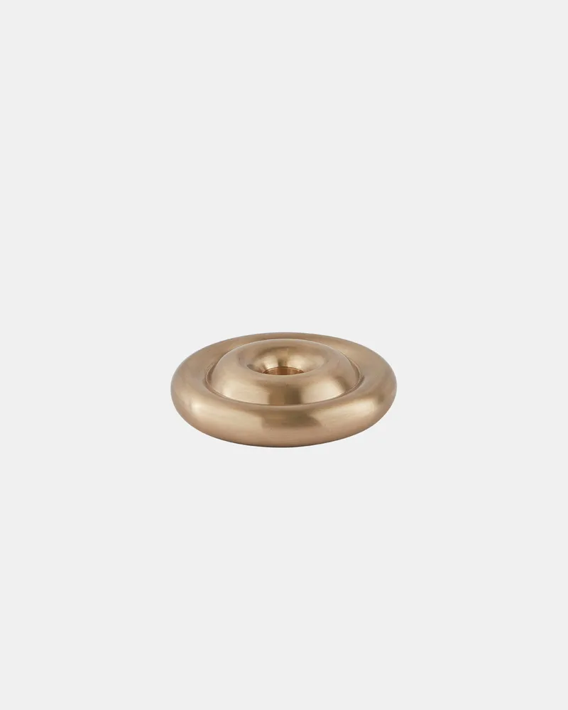 Savi Solid Brass Candleholder - Low de OYOY Living Design – photo du produit