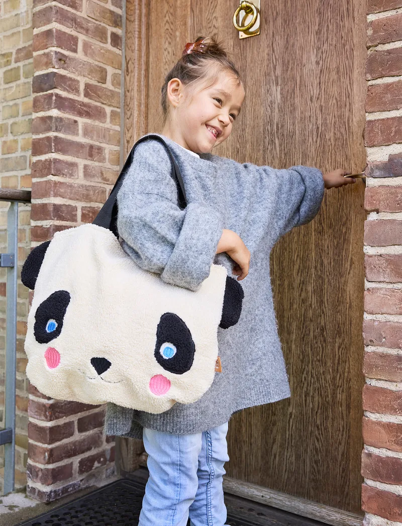 Darling Panda Tote Bag van OYOY Living Design – sfeerfoto