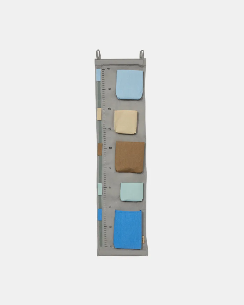 Saga Growth Chart Storage von OYOY Living Design – Produktfoto