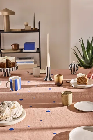 Nori Tablecloth - 260x140 cm van OYOY Living Design – sfeerfoto 1 van 2