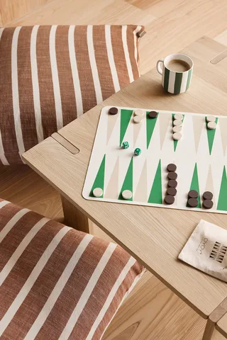 Kara Floor Cushion Cover van OYOY Living Design – sfeerfoto 1 van 2