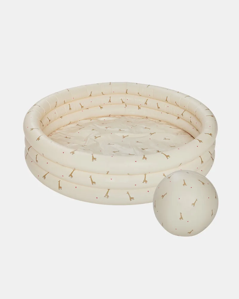Giraffe Swimming Pool Large & Beach Ball von OYOY Living Design – Produktfoto