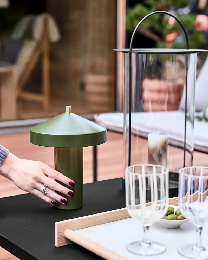 Hatto Table Lamp LED (EU) von OYOY Living Design – Ambientefoto
