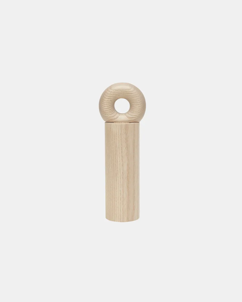 Hoop Mill Grinder van OYOY Living Design – productfoto