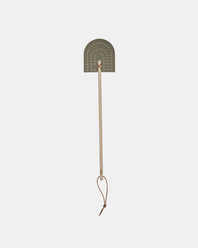 Rainbow Flyswatter by OYOY Living Design – product photo