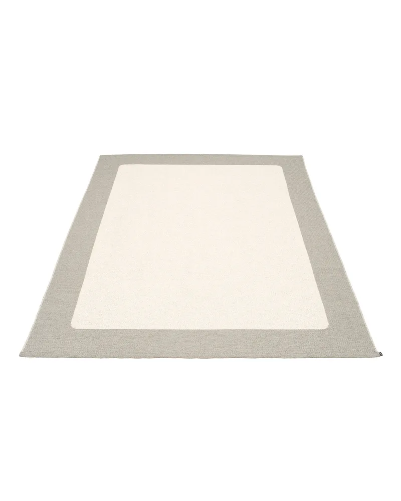 ILDA Warm Grey - Area Rug by Pappelina in Warm Grey, Area Rug, 180 × 180 cm – product photo