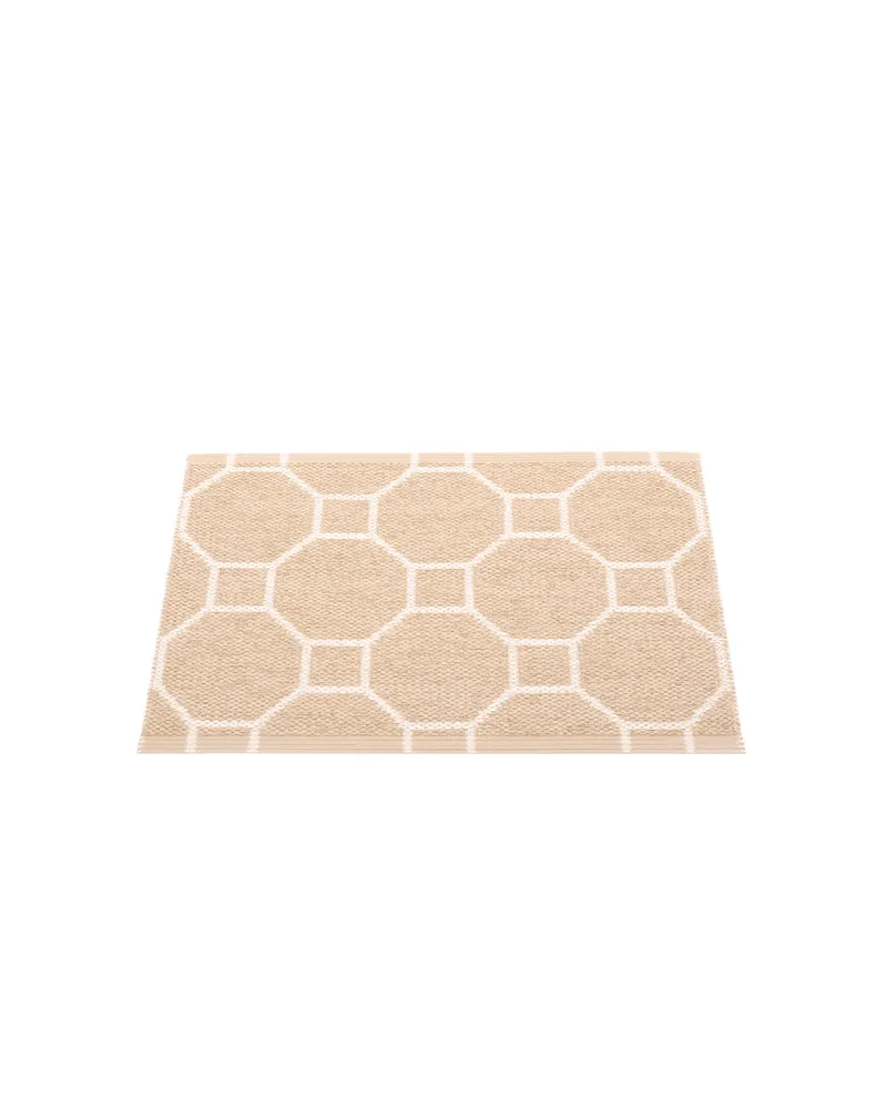 RAKEL Beige - Small Rug by Pappelina in 70 × 50 cm – product photo