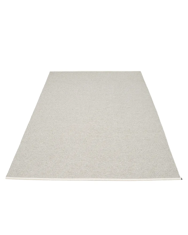 MONO Fossil Grey - Area Rug de Pappelina en 180 × 220 cm – photo du produit