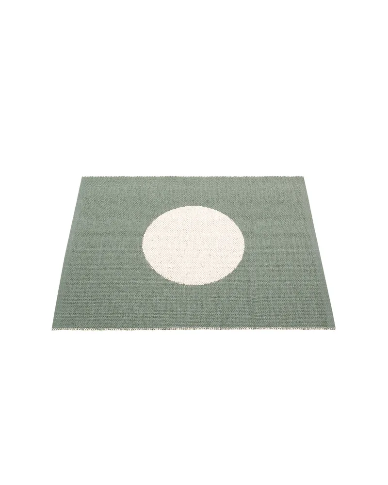 VERA Army - Small Rug von Pappelina in Army, Small Rug, 70 × 90 cm – Produktfoto
