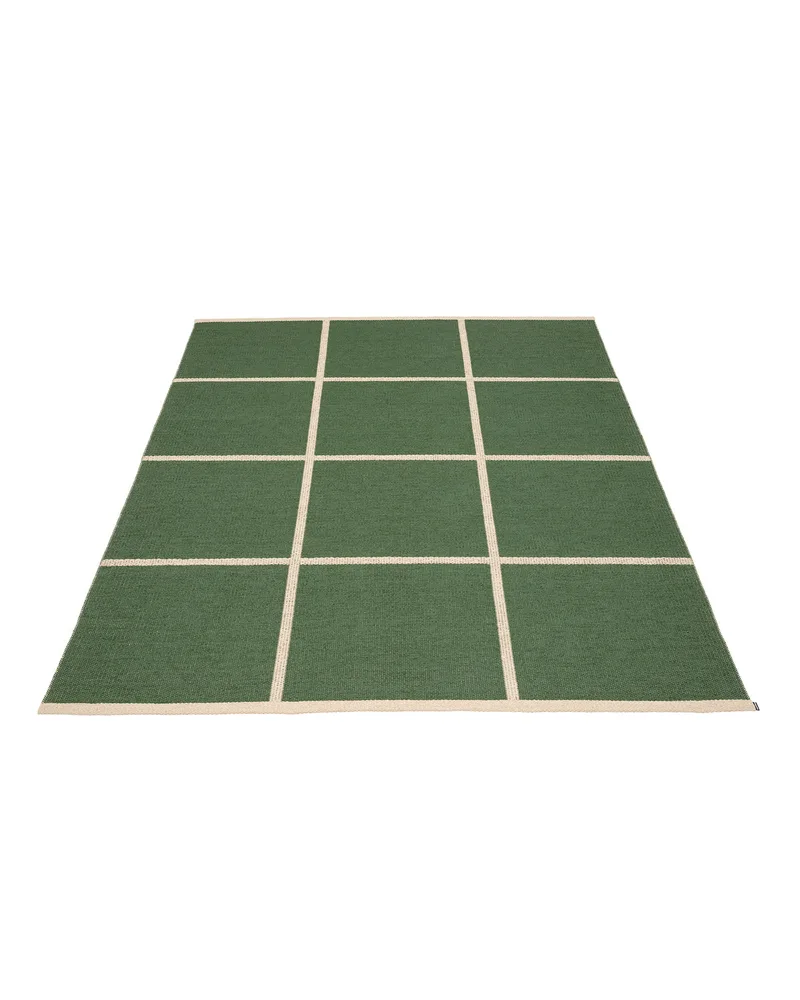 CRISS Leaf - Area Rug by Pappelina in Leaf, Area Rug, 180 × 260 cm – product photo