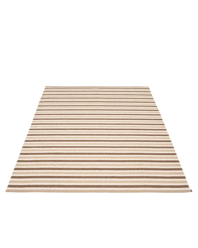 TEO Brown - Area Rug von Pappelina in Brown, Area Rug, 180 × 260 cm – Produktfoto