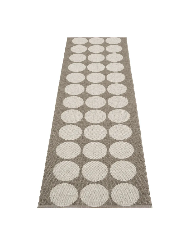 HUGO Walnut - Runner Rug by Pappelina in Walnut, Runner Rug, 70 × 160 cm – product photo