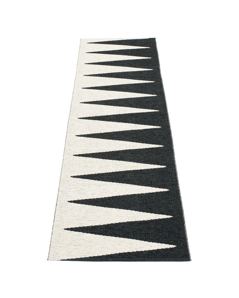 VIVI Black - Runner Rug by Pappelina in 70 × 150 cm – product photo