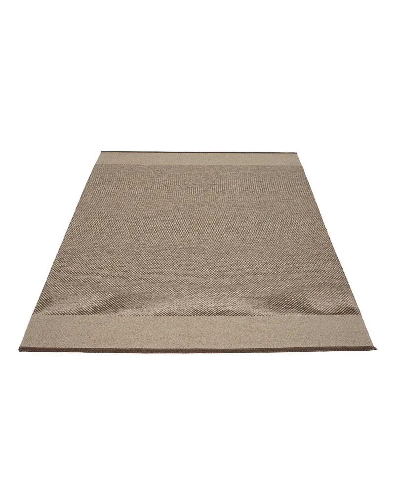 EDIT Dark Brown - Area Rug von Pappelina in Dark Brown, Area Rug, 180 × 260 cm – Produktfoto