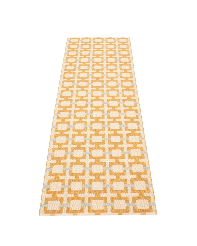 TOM Ochre - Runner Rug de Pappelina en Ochre, 70 × 120 cm – photo du produit