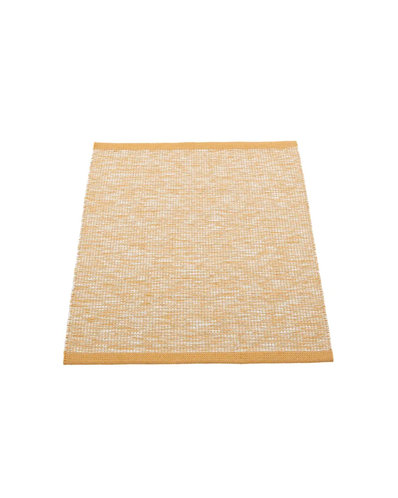 SAM Ochre - Small Rug van Pappelina in Ochre, Small Rug, 70 × 90 cm – productfoto