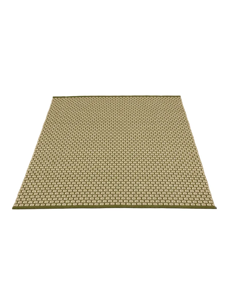 MIMI Dark Olive - Area Rug by Pappelina in Dark Olive, Area Rug, 180 × 260 cm – product photo