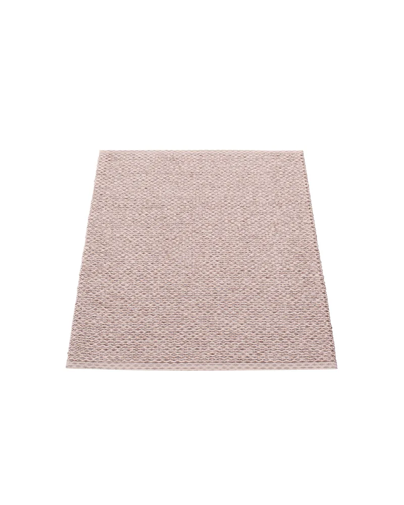 SVEA Lilac - Small Rug von Pappelina in Lilac, Small Rug, 70 × 50 cm – Produktfoto