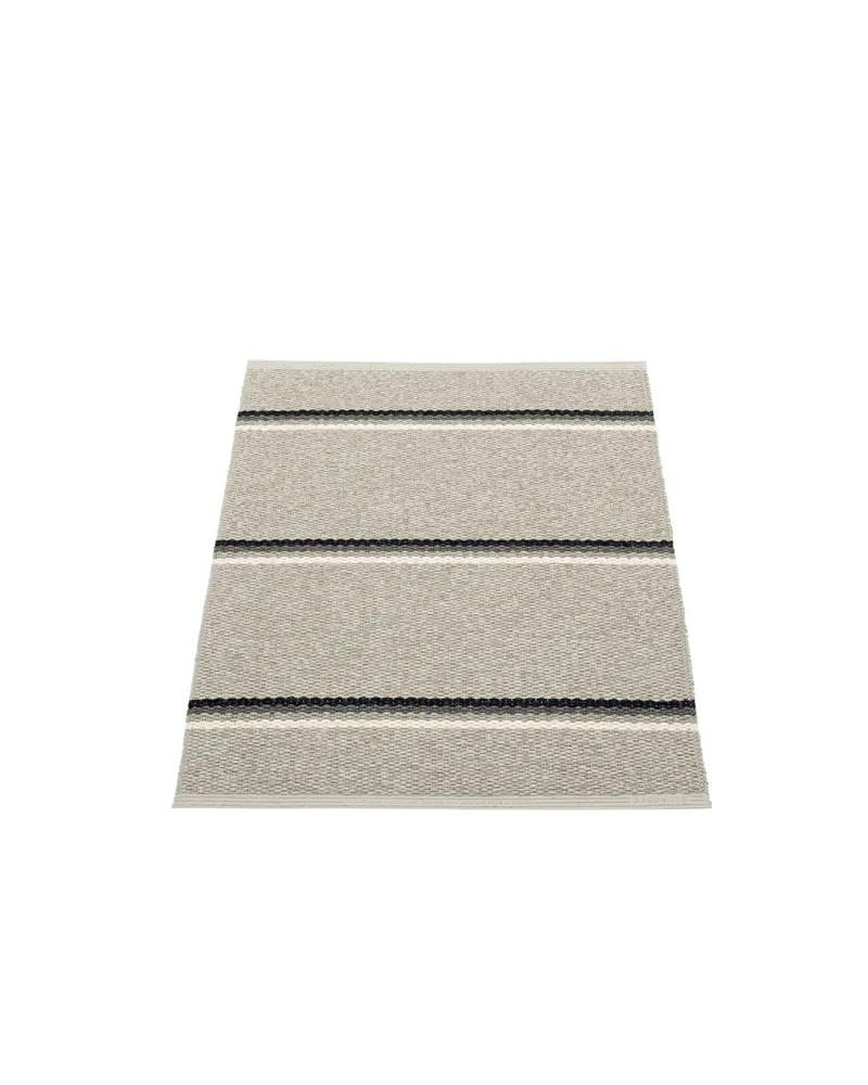 OLLE Grey - Small Rug von Pappelina in 70 × 90 cm – Produktfoto