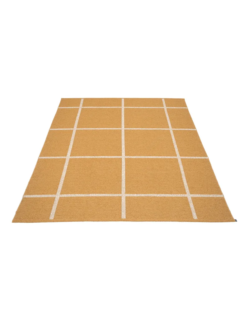 ADA Ochre - Area Rug van Pappelina in 180 × 260 cm – productfoto