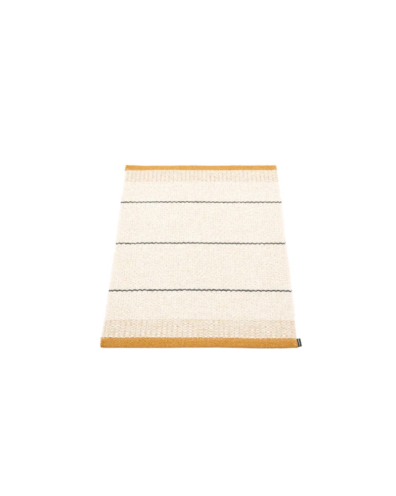 BELLE Ochre - Small Rug von Pappelina in Ochre, Small Rug, 60 × 85 cm – Produktfoto