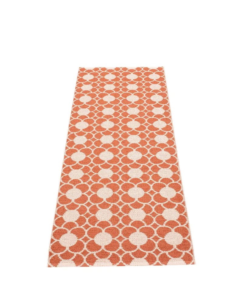 ANYA Brick - Runner Rug van Pappelina in Brick, 70 × 100 cm – productfoto