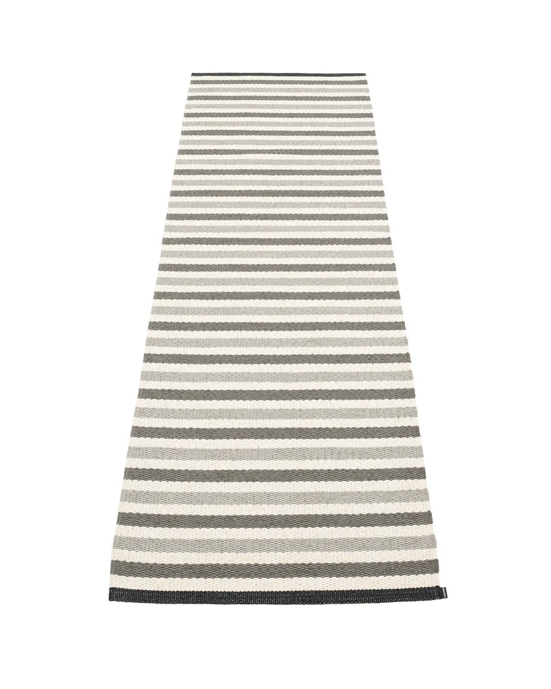 TEO Warm Grey - Runner Rug von Pappelina in Warm Grey, Runner Rug, 70 × 120 cm – Produktfoto
