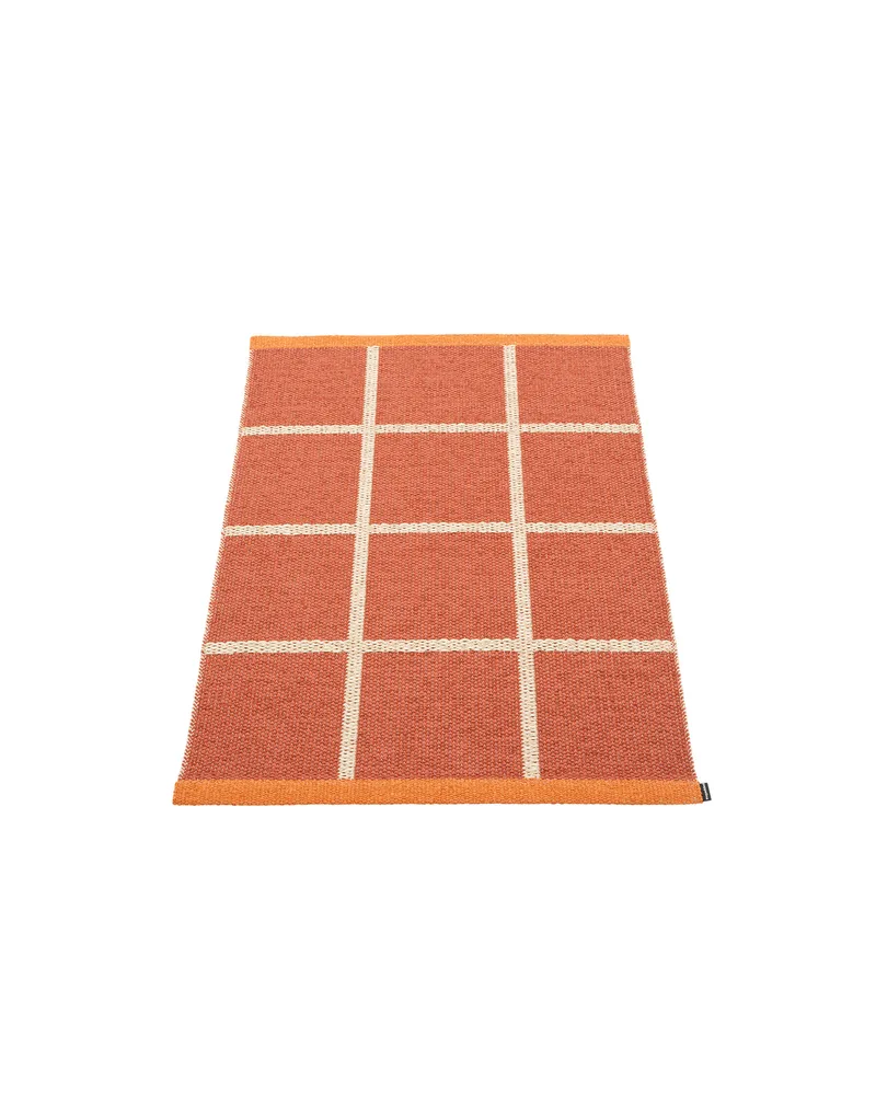 CRISS POP Brick - Runner Rug van Pappelina in Brick, 70 × 100 cm – productfoto