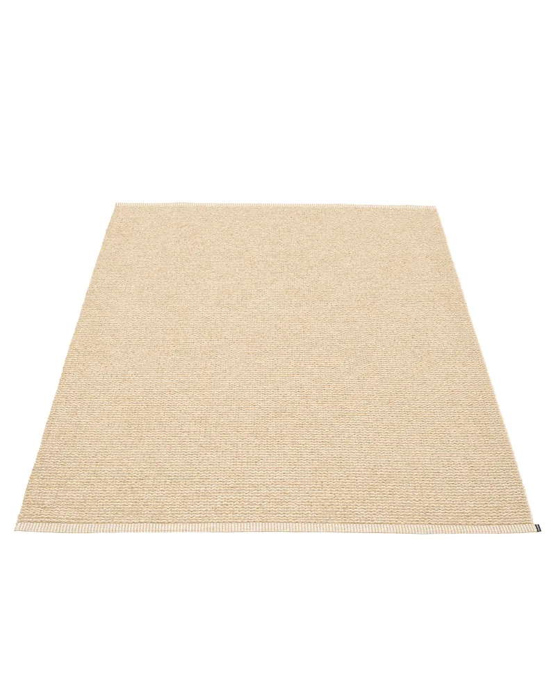 MONO Sand - Area Rug de Pappelina en 180 × 220 cm – photo du produit