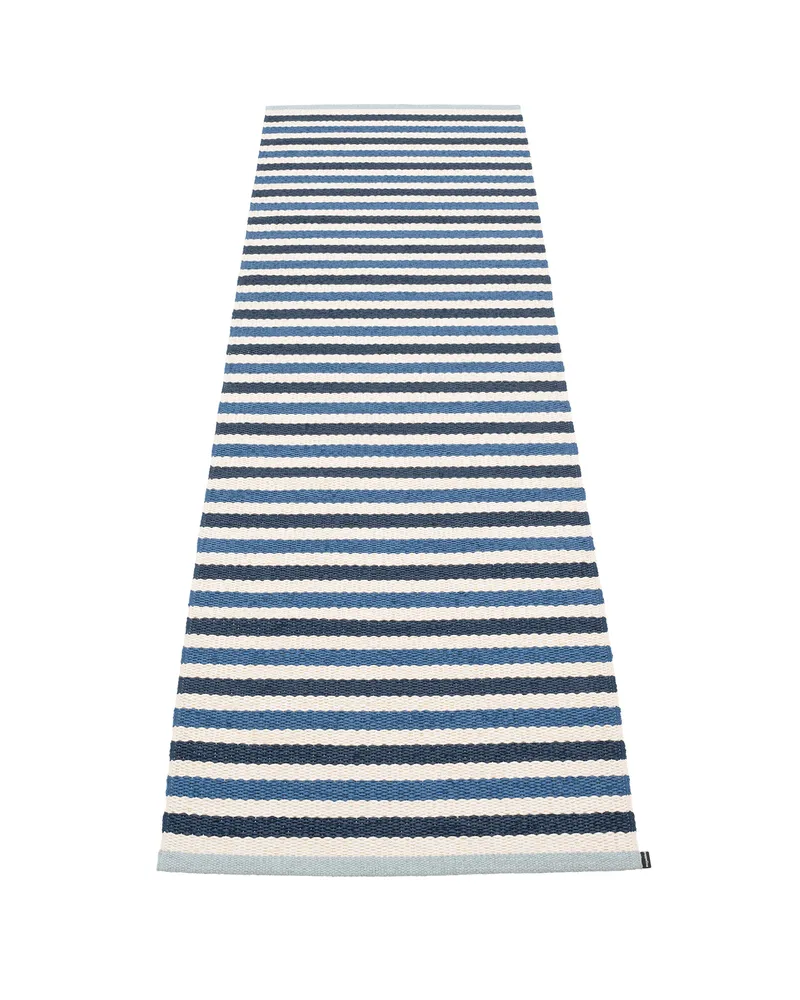 TEO Denim - Runner Rug van Pappelina in Denim, Runner Rug, 70 × 120 cm – productfoto