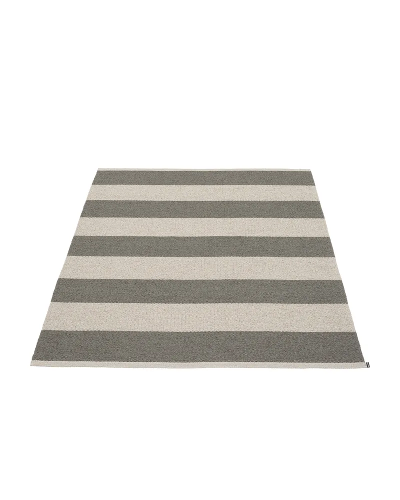 BOB Charcoal - Area Rug by Pappelina in Charcoal, Area Rug, 140 × 180 cm – product photo