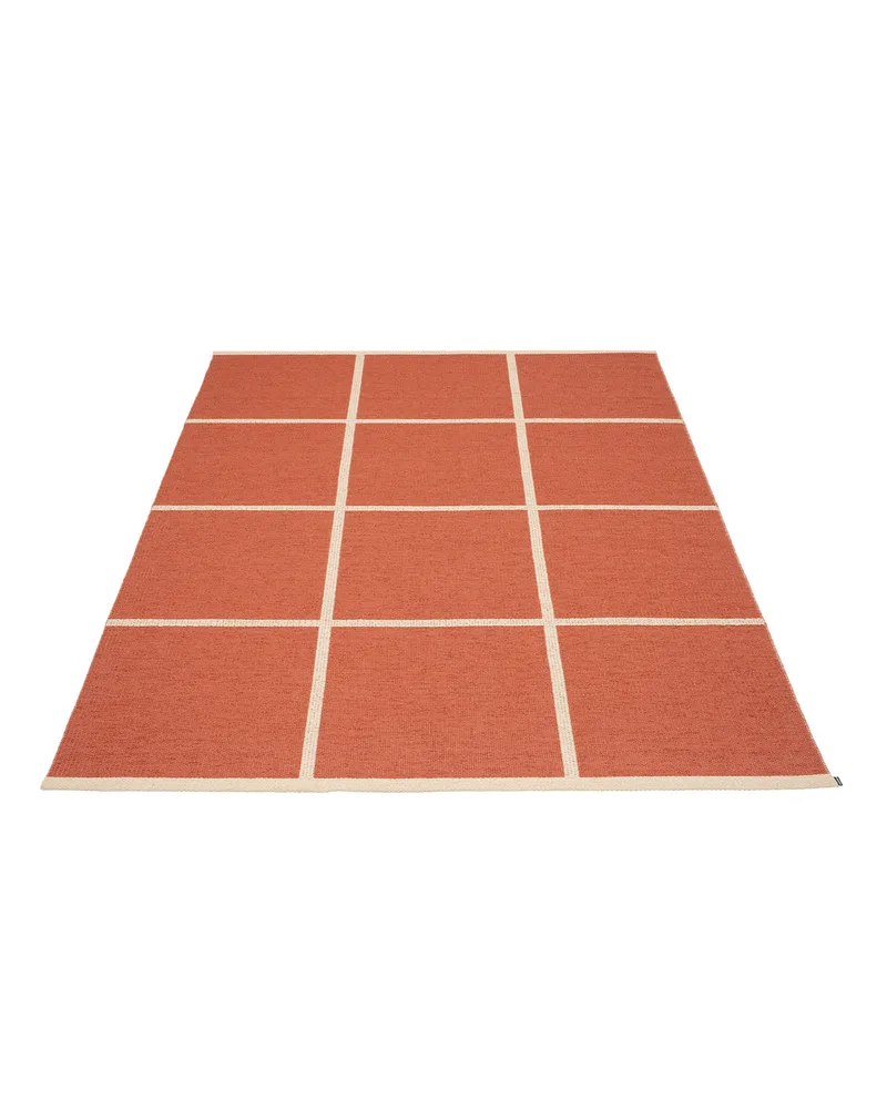 CRISS Brick - Area Rug van Pappelina in Brick, Area Rug, 180 × 260 cm – productfoto