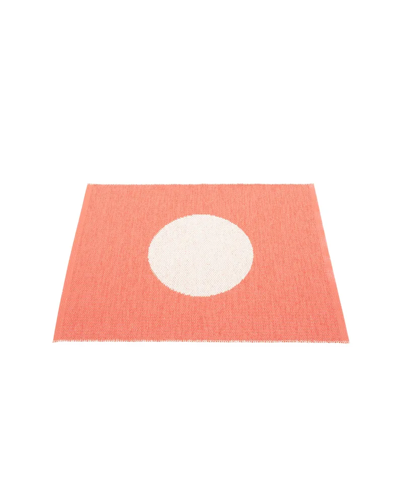 VERA Flamingo - Small Rug de Pappelina en Flamingo, Small Rug, 70 × 90 cm – photo du produit