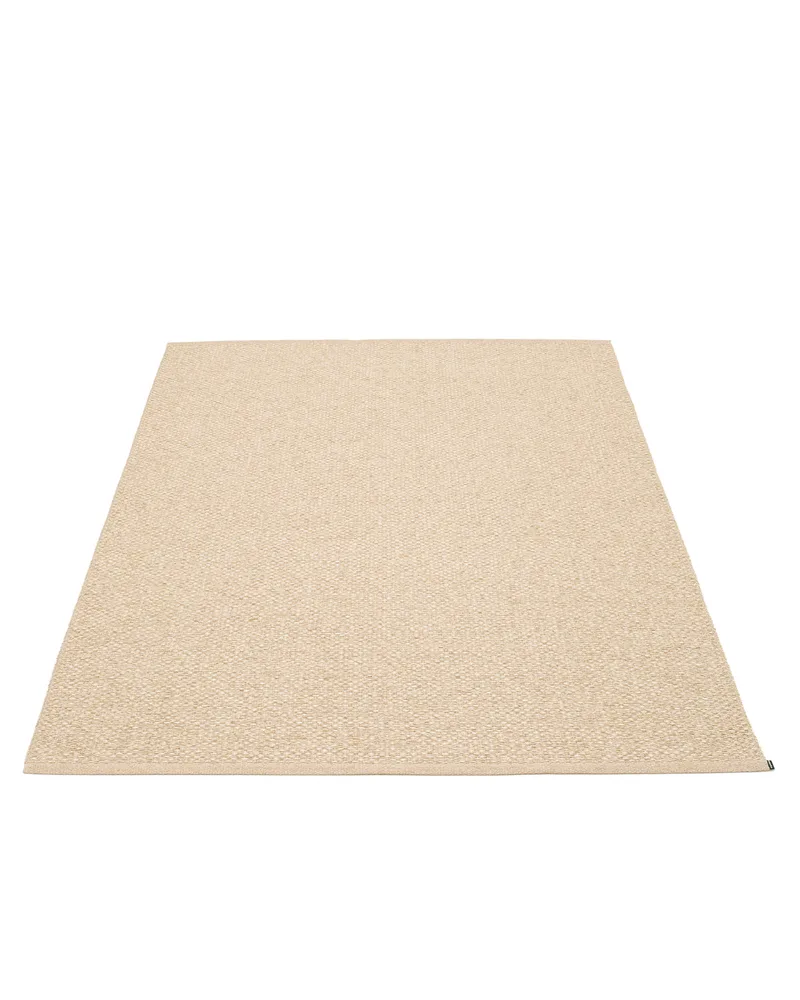 SVEA Beige - Area Rug van Pappelina in Beige, Area Rug, 180 × 260 cm – productfoto