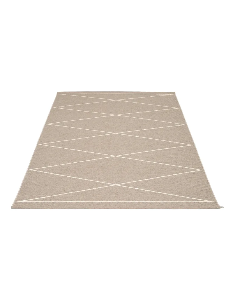 MAX Mud - Area Rug de Pappelina en Mud, Area Rug, 180 × 260 cm – photo du produit