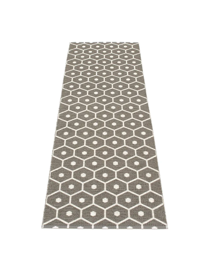 HONEY Charcoal - Runner Rug by Pappelina in Charcoal, Runner Rug, 70 × 100 cm – product photo