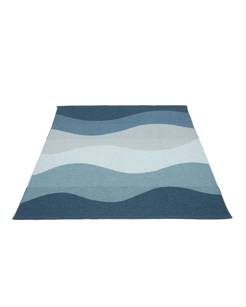 URVI Water - Area Rug by Pappelina in Water, Area Rug, 180 × 230 cm – product photo