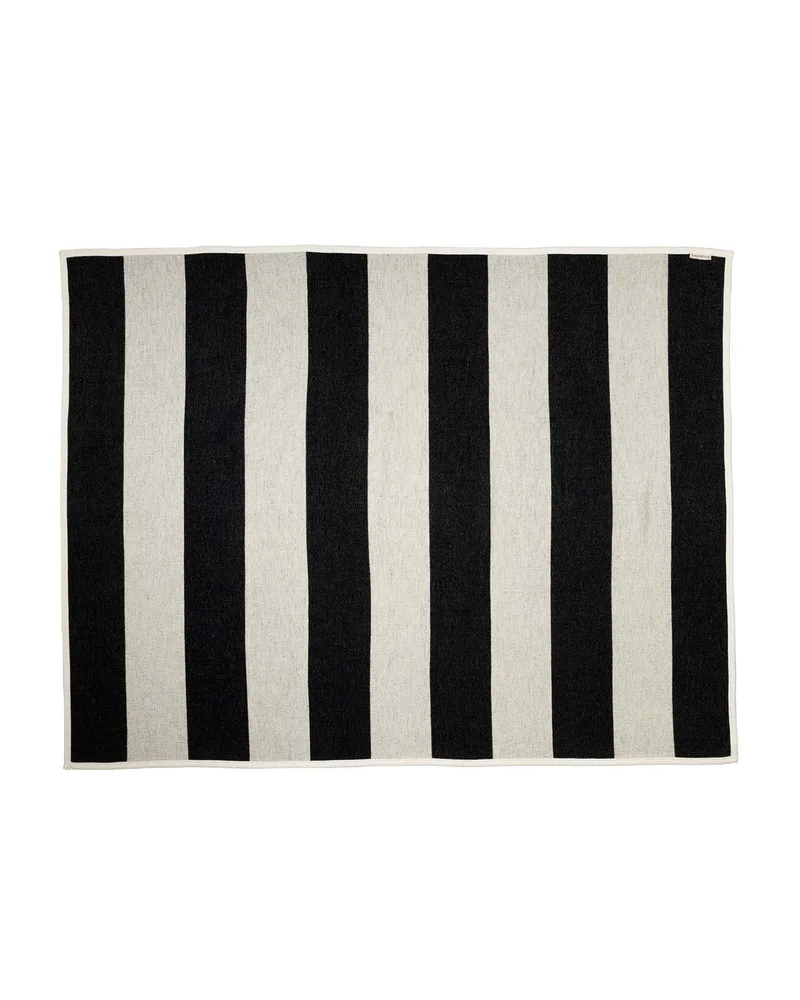 BOB Black - Blanket von Pappelina – Produktfoto