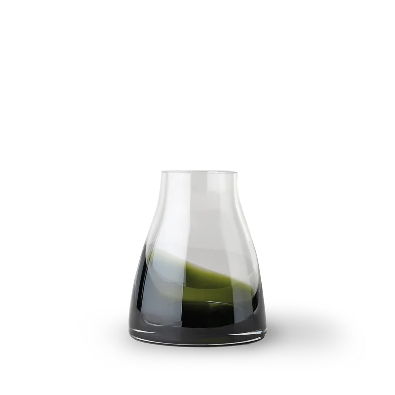 Flower Vase no. 2 von Ro Collection in Moss green – Produktfoto