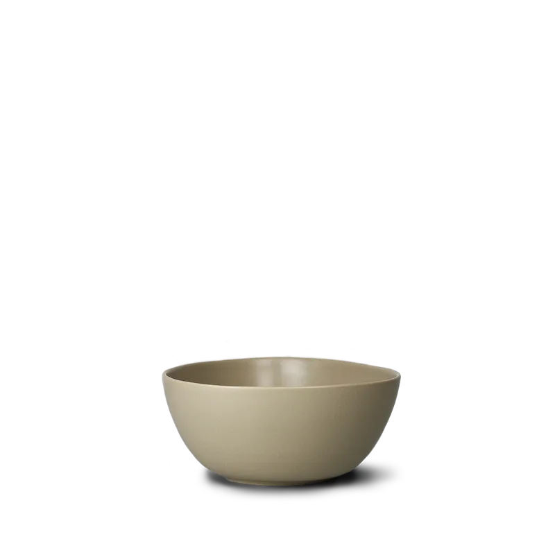 Signature Serving Bowl, Large van Ro Collection in Soft sand – productfoto