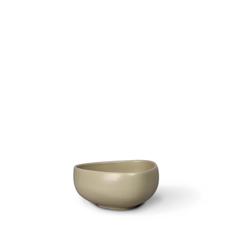 Signature Bowl, Small von Ro Collection in Soft sand – Produktfoto