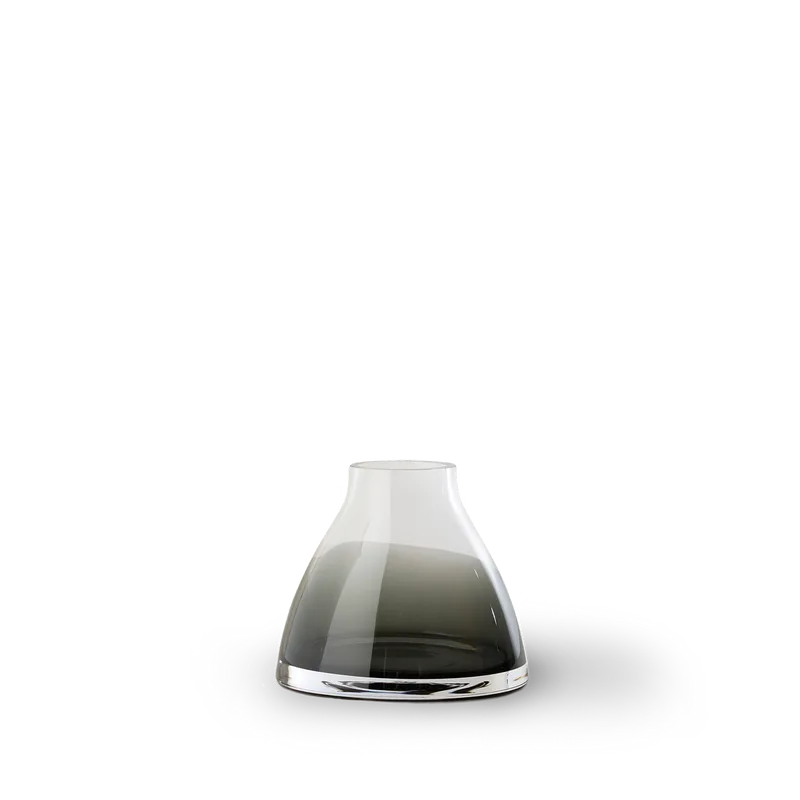 Flower Vase no. 1 von Ro Collection in Smoked grey – Produktfoto