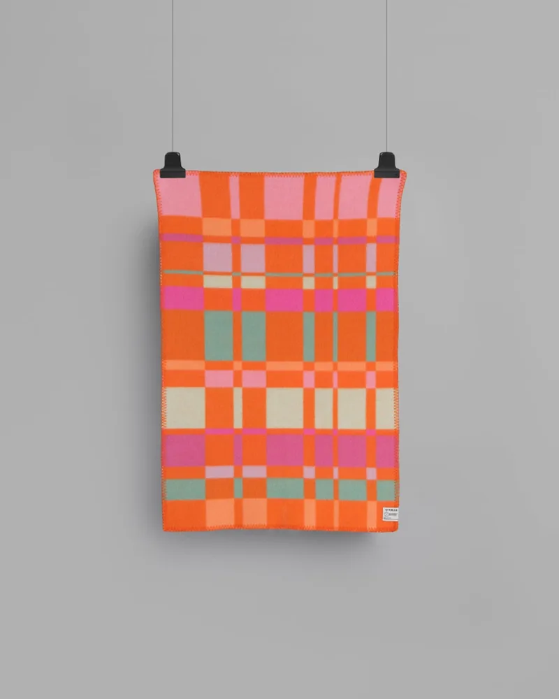 City by Røros Tweed in Orange – product photo 2 of 8