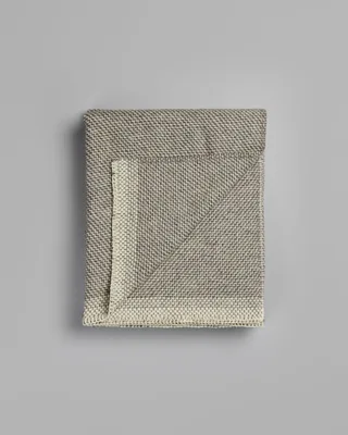 Una by Røros Tweed in Grey – product photo 3 of 3