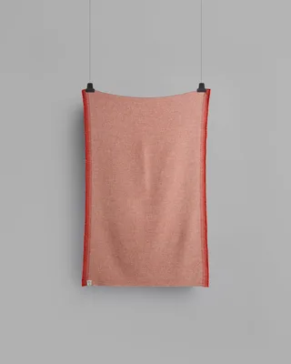 Una by Røros Tweed in Light red – product photo 2 of 3