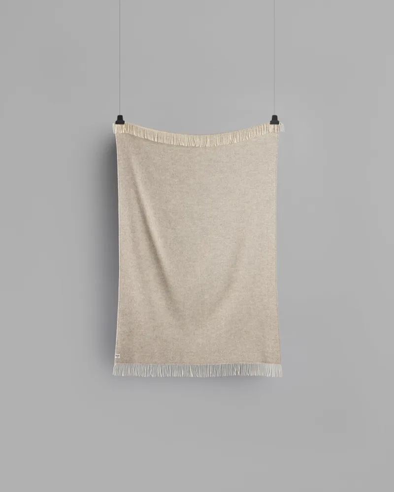Kattefot by Røros Tweed in Light grey – product photo 1 of 4